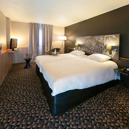 Ibis Styles Cognac Hotell Châteaubernard Exteriör bild