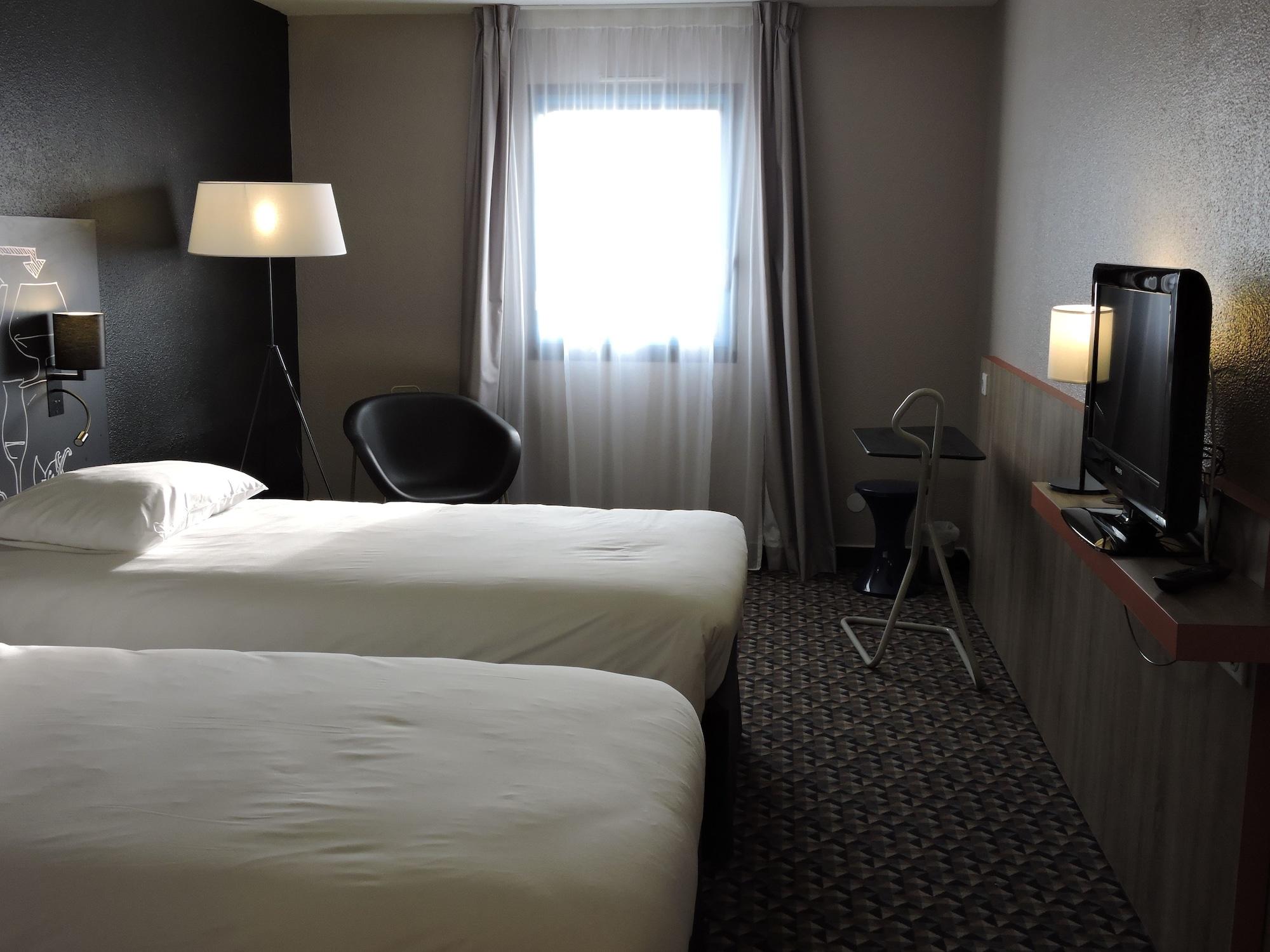 Ibis Styles Cognac Hotell Châteaubernard Exteriör bild