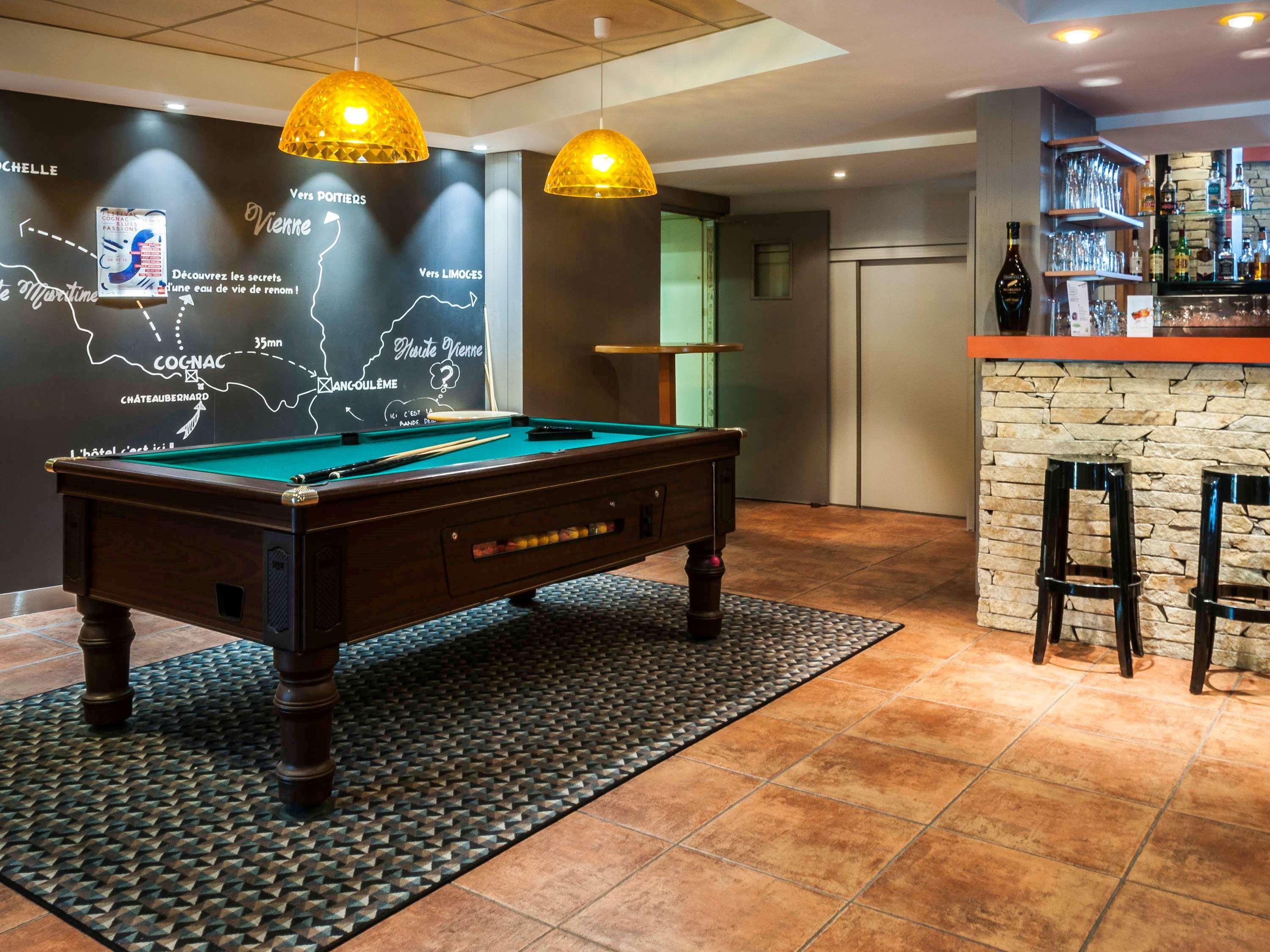 Ibis Styles Cognac Hotell Châteaubernard Exteriör bild