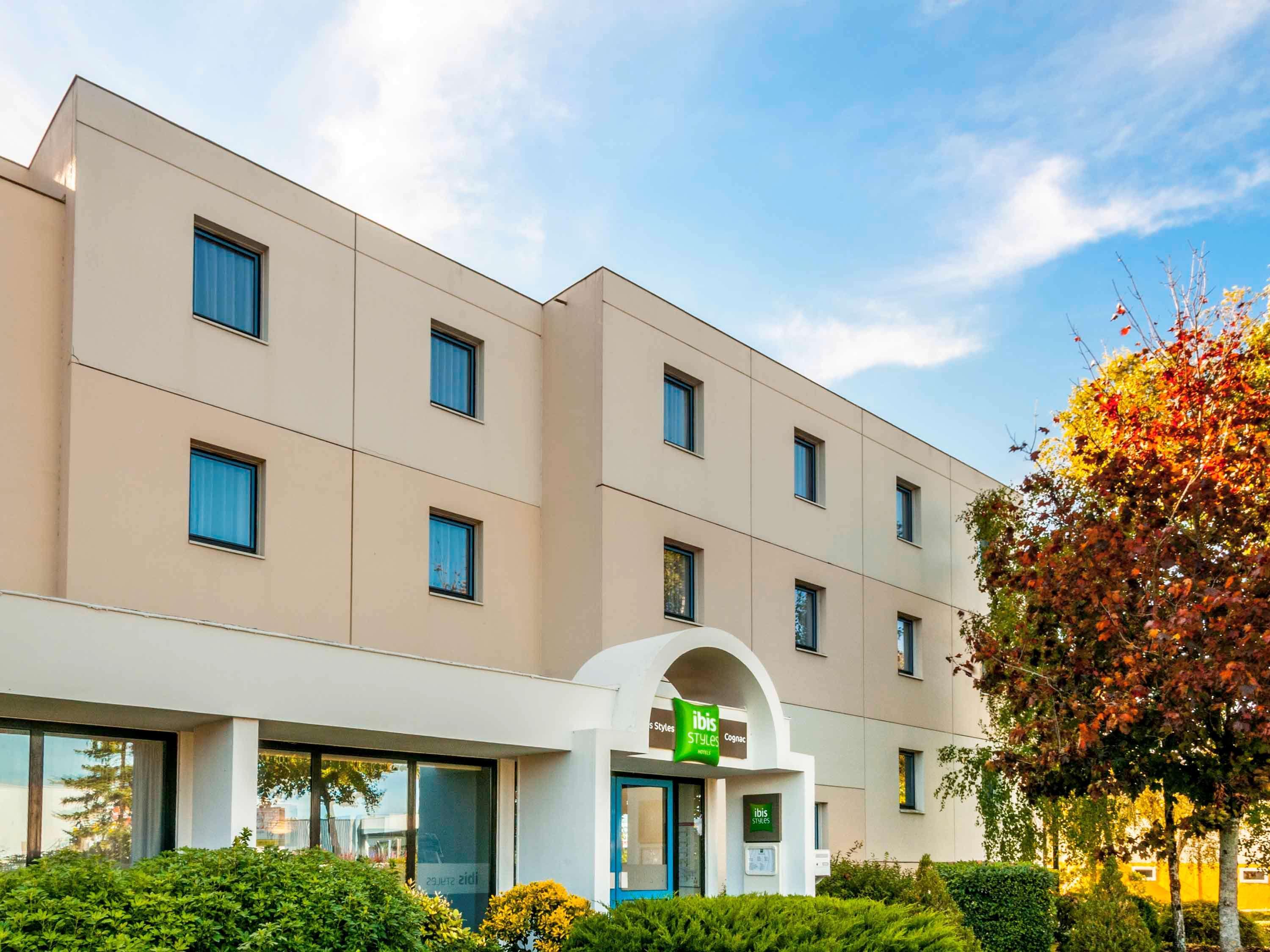 Ibis Styles Cognac Hotell Châteaubernard Exteriör bild