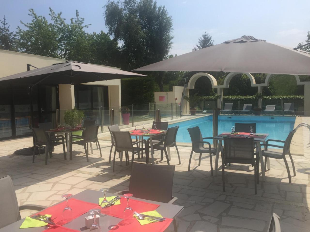 Ibis Styles Cognac Hotell Châteaubernard Exteriör bild